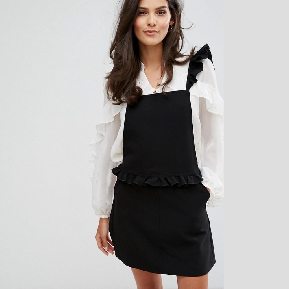 NWOT Mango Pinafore Dress With Frill Back Detail - Picture 3 of 5